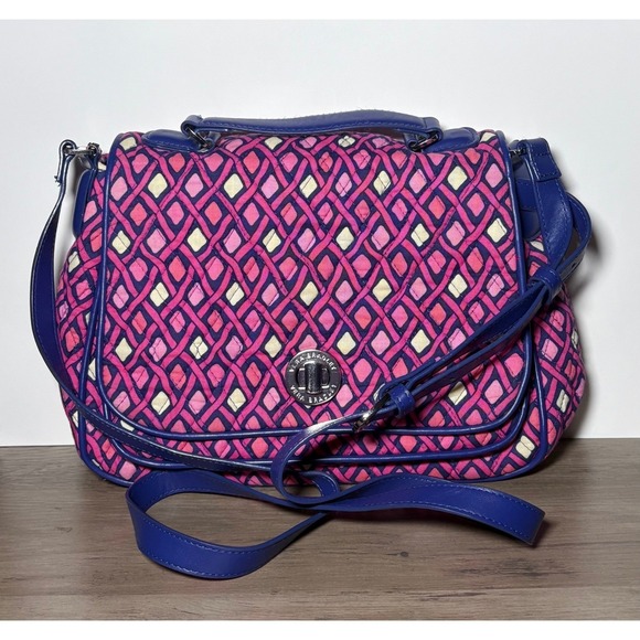 Vera Bradley Handbags - Vera Bradley Turnlock Crossbody Bag Katalina Pink Diamonds Pattern